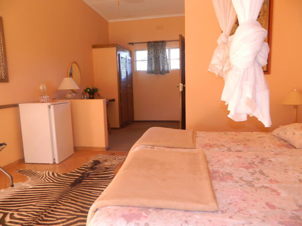 Corona Guest Farm Habitación foto