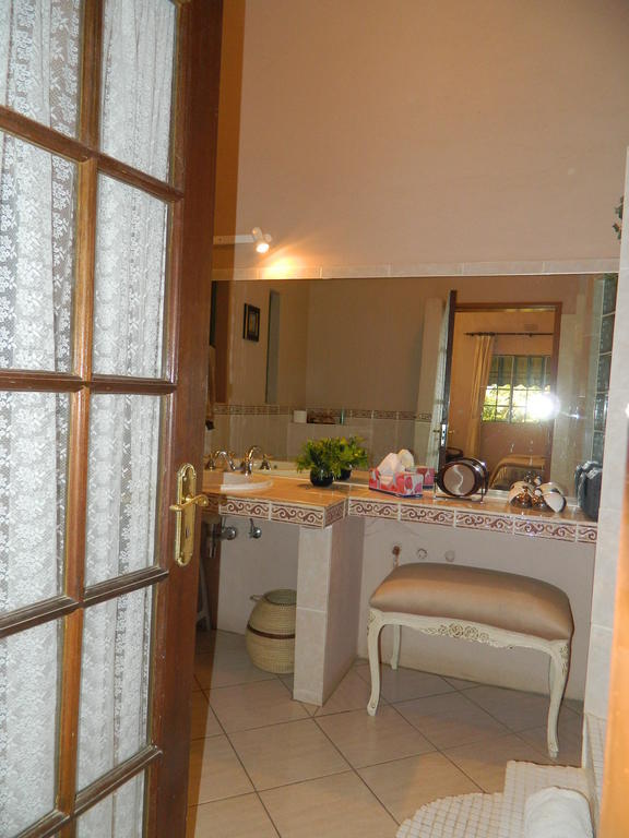 Corona Guest Farm Habitación foto