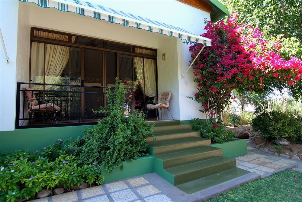 Corona Guest Farm Exterior foto
